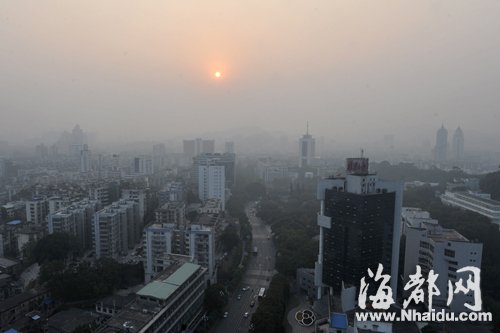福州今年首現(xiàn)重度污染 10天來(lái)就2天沒霧霾