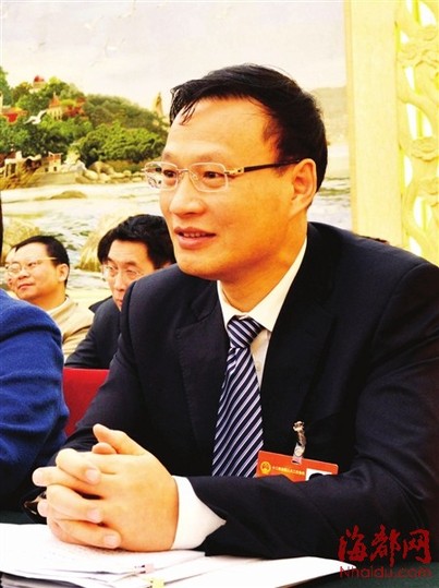 全國人大代表張兆民：對打車軟件 要規(guī)范、約束、引導(dǎo)