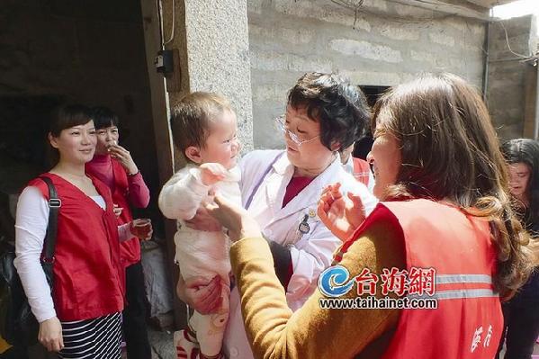 “奇跡寶寶”趙平安一周歲 后續(xù)可能還要做手術