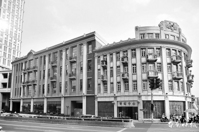 臺江南星商城封頂近三年仍未開業(yè) 業(yè)內(nèi)稱招商遇阻