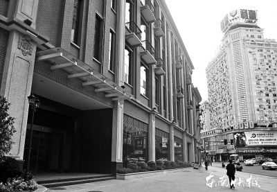 臺(tái)江南星商城封頂近三年仍未開業(yè) 業(yè)內(nèi)稱招商遇阻
