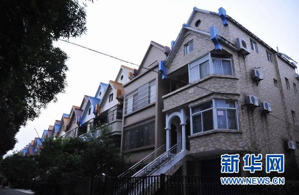 “表哥”未退場，“房叔”已上演