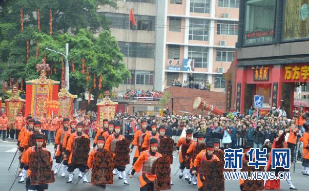 廣府廟會(huì)民俗大巡游 天宮神將隊(duì)首亮相