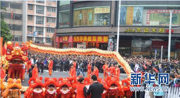 廣府廟會(huì)民俗大巡游 天宮神將隊(duì)首亮相