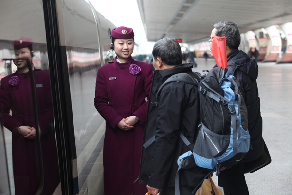 廣西首趟進(jìn)京高鐵列車開行