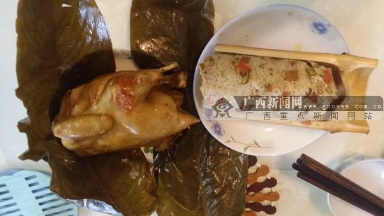廣西原創(chuàng)音樂人賣起美味土窯雞 鄉(xiāng)村特制送貨上門