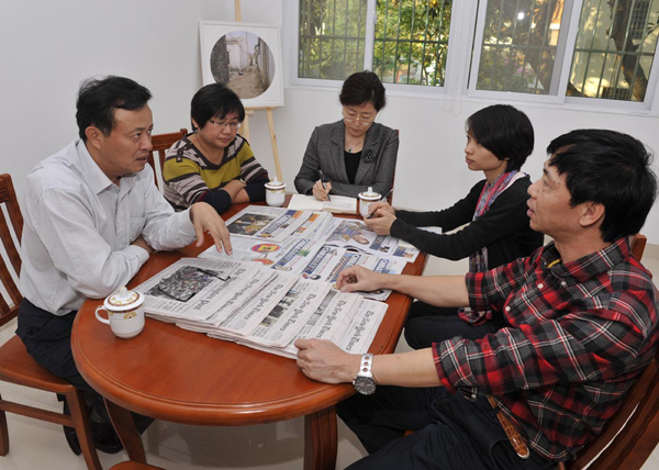 ?？谑形Ｎ?、宣傳部長(zhǎng)吳川祝走訪中國(guó)日?qǐng)?bào)海南記者站