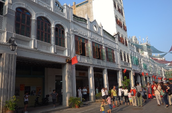 ?？隍T樓老街三條街區(qū)修復完成 展現(xiàn)?？诶辖謽用? style=