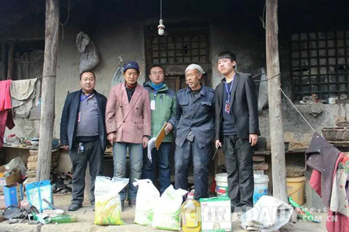 河北20歲大一學(xué)生的公益路：資助倆貧困兒童發(fā)助學(xué)金21萬余元