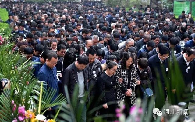 一個“農(nóng)民教授”，為何感動了百萬河北人