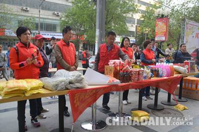 河北一8歲白血病小男孩：只上過(guò)一天小學(xué) 我想活下去