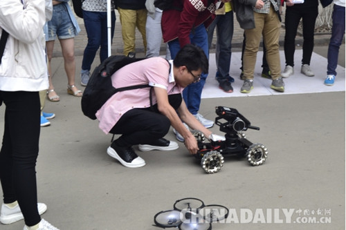 石家莊鐵道大學(xué)機(jī)械工程學(xué)院舉辦機(jī)器人路演活動