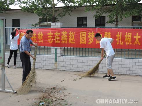 石家莊鐵道大學(xué)機(jī)械學(xué)子：奉獻(xiàn)，讓青春閃耀光芒
