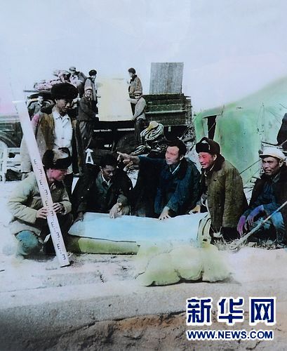 開(kāi)封一市民捐贈(zèng)百件焦裕祿文史資料（組圖）