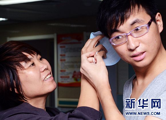 母親割肝摘腎救子 母子雙雙康復(fù)出院