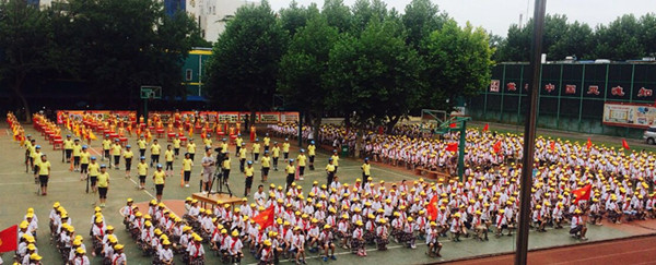豫愛(ài)同行-洛陽(yáng)啟動(dòng)小黃帽路隊(duì)制