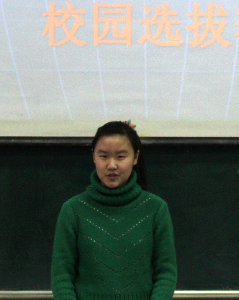 鄭州回中舉行“21世紀(jì)杯”英語(yǔ)演講比賽校園選拔賽