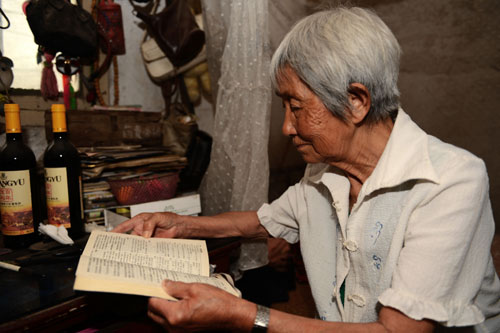 河南桐柏縣退休教師方德晴半個世紀(jì)的助學(xué)情結(jié)