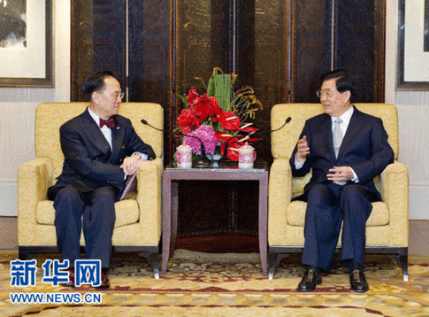 胡錦濤會見香港特別行政區(qū)行政長官曾蔭權(quán)