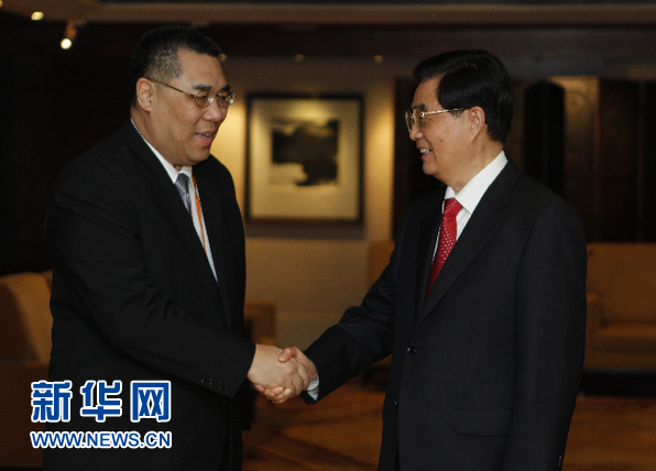 胡錦濤會見澳門特別行政區(qū)行政長官崔世安