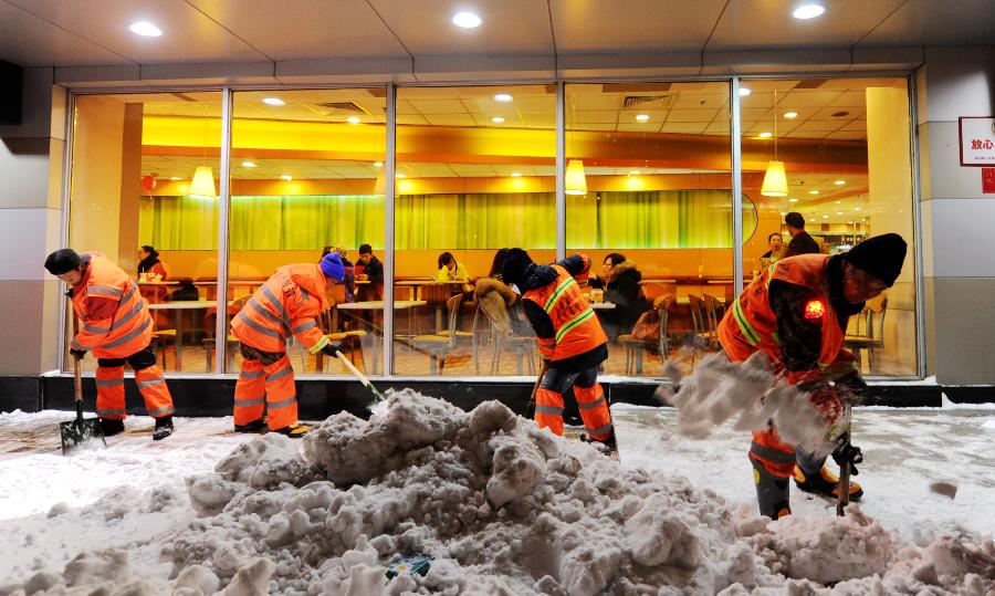 “雪不停清不停，雪不凈不收工”——暴雪過后哈爾濱發(fā)起清雪“攻堅(jiān)戰(zhàn)”