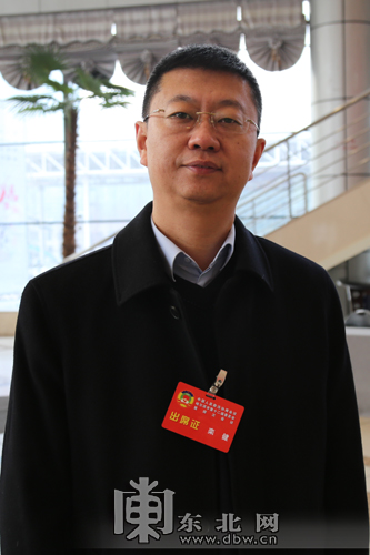 市政協(xié)委員欒?。恨r(nóng)民上交秸稈應(yīng)給予相應(yīng)補(bǔ)貼
