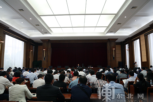 黃建盛：正身律己踐行“三嚴(yán)三實”要求 建設(shè)忠誠干凈擔(dān)當(dāng)?shù)募o(jì)檢監(jiān)察隊伍