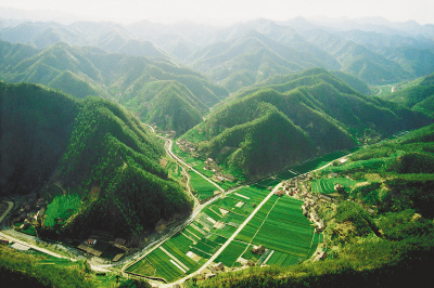 經(jīng)受住歷史罕見挑戰(zhàn) “十一五”科學(xué)發(fā)展答卷精彩