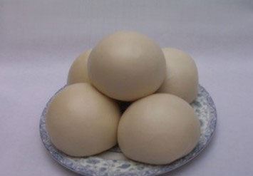 各行業(yè)年終獎盤點(diǎn):有的發(fā)奔馳車 有的發(fā)衛(wèi)生巾