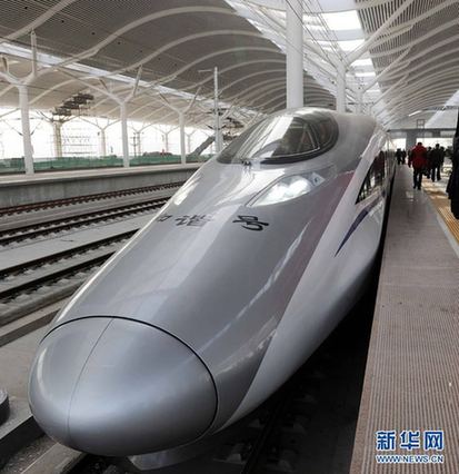 高鐵建設(shè)改變中國“經(jīng)濟(jì)版圖”(圖)