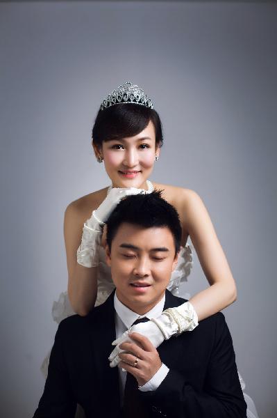 王皓與閆博雅舉行婚禮