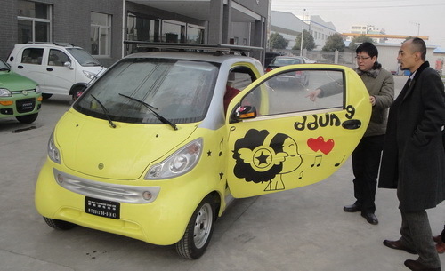 綠色節(jié)能舒適實(shí)惠 凱撒電動(dòng)轎車備受青睞