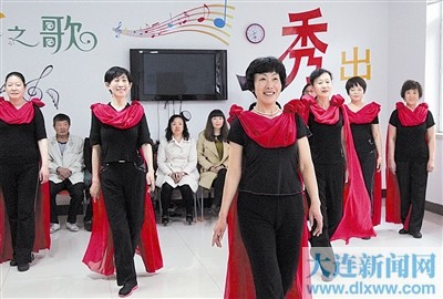 大連：時(shí)尚辣媽走起來（圖）
