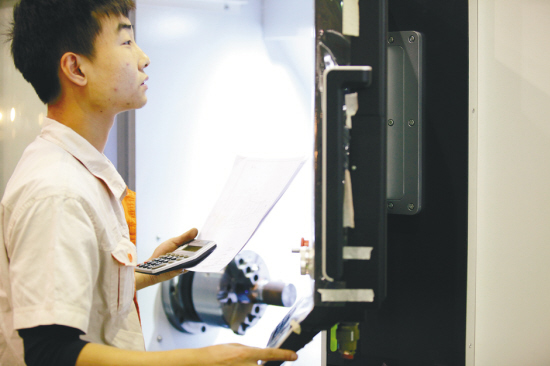 沈陽(yáng)：超級(jí)技工電視技能大賽舉行（圖）