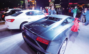 沈城200萬(wàn)以上豪車700輛