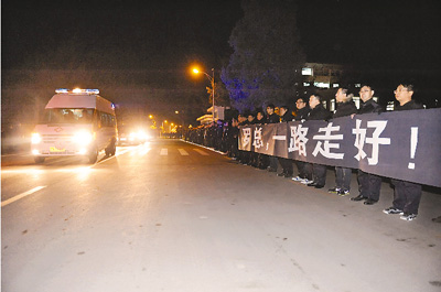 羅陽(yáng)：生為戰(zhàn)機(jī) 死為戰(zhàn)機(jī)