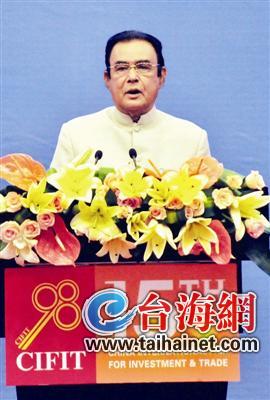 陳德銘：入世十周年 中國(guó)開放度接近部分發(fā)達(dá)國(guó)家