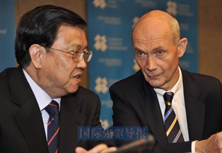 入世十年的十變、十案、十問(wèn)