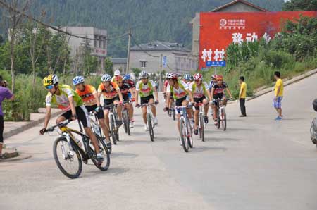 四川德陽舉辦山地自行車大賽