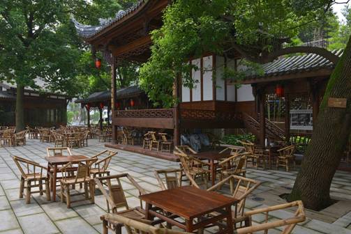 成都城南鐵像寺水街“影•畫(huà)•戲”三絕迎黃金周