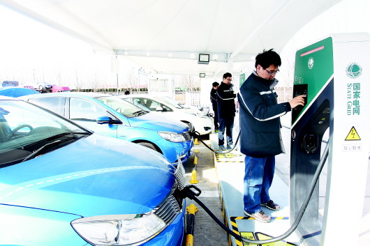 山東:往返濟(jì)青可開電動汽車 費用只需油錢一半