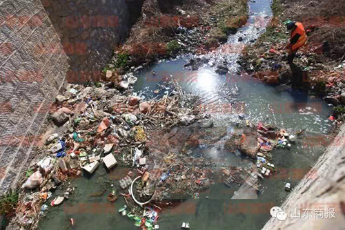濟南臥虎山水庫成垃圾場 上游農(nóng)家樂污水流進水庫
