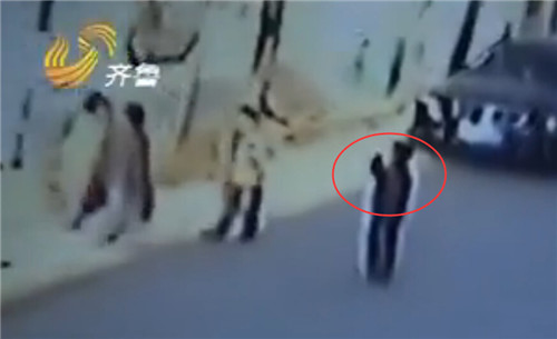 菏澤6歲男童七竅流血而亡 疑所食棒棒糖被投毒鼠強(qiáng)