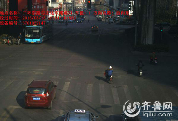 揭秘濟南經(jīng)十路交通違法行為“四大最” 壓實線最多