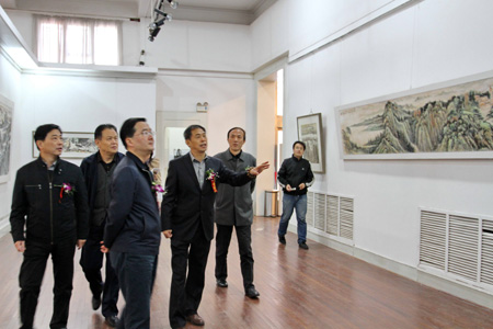 劉兆平中國(guó)畫(huà)作品展在山東美術(shù)館舉辦