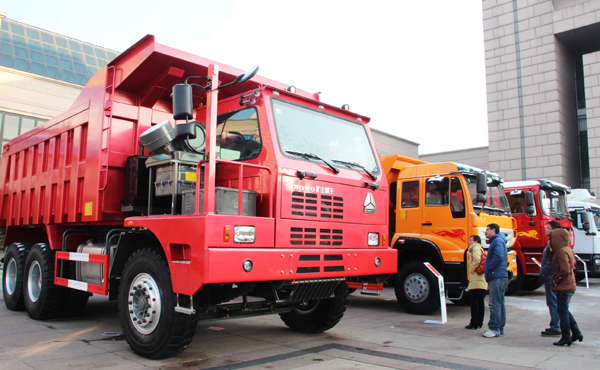 中國重汽集團(tuán)實(shí)施多品牌戰(zhàn)略 2014年力爭整車銷售20萬輛