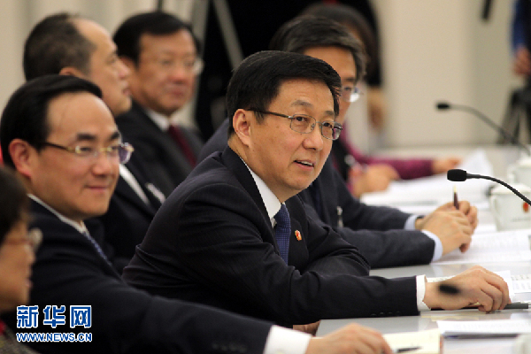 韓正參加上海市人代會浦東新區(qū)代表團審議