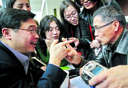 滬牌拍賣未來(lái)或?qū)⑷∠?車主可用原拍牌費(fèi)抵擁堵費(fèi)
