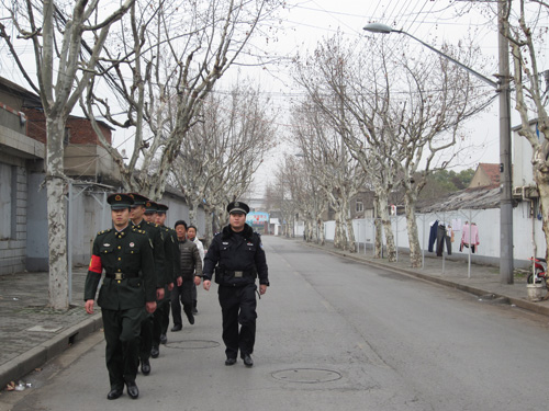 上海楊浦：4萬“軍地警”大巡防 多個(gè)小區(qū)春節(jié)零發(fā)案