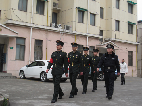 上海楊浦：4萬“軍地警”大巡防 多個(gè)小區(qū)春節(jié)零發(fā)案